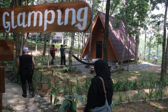 
					Dari Menembak hingga Dawet, Tentrem Jiwo Tawarkan Healing Bernuansa Tradisi