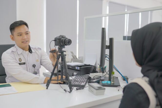 
					Ilustrasi Layanan Keimigrasian di Kantor Kemenimipas saat Libur Nataru 2026/Foto: Ist/Industriindonesia.id