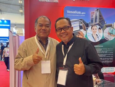 Direktur PT Nova Prima Utama, AI Gindo (Kanan), di ICE BSD.